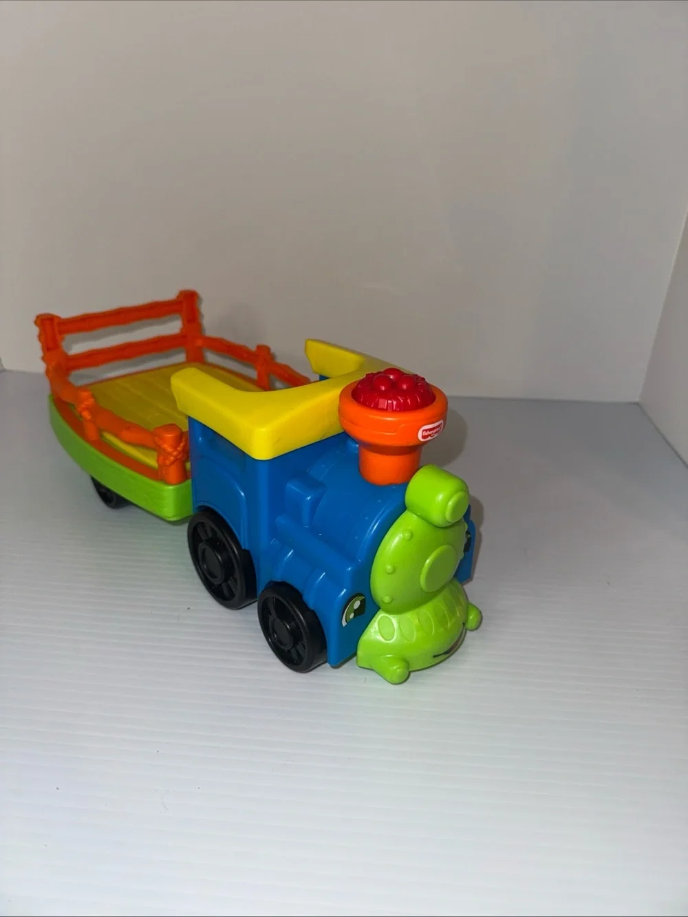 Fisher-Price Bright Blue Little People Choo-Choo Zoo Train